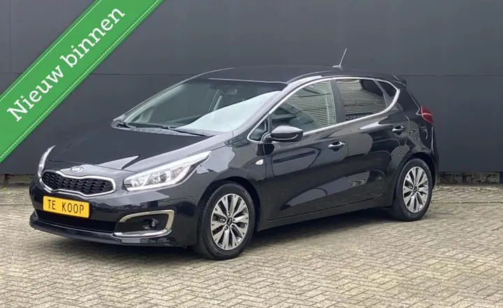 Kia Ceed 1.4i-16v 5-drs Comfort-Plus-Line · NAVI uit 2016 bij Autobedrijf Erik Küpper